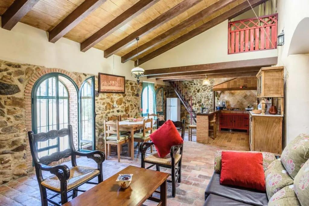 Casa Cortijo En Dehesa Sierra Leon Vila La Puebla de los Infantes Exterior foto